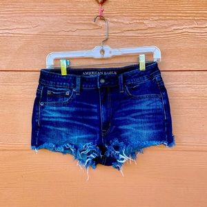NWOT Dark Denim AE Shorts (6)
